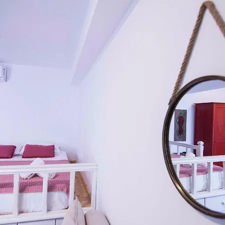 Aegli Apartman
